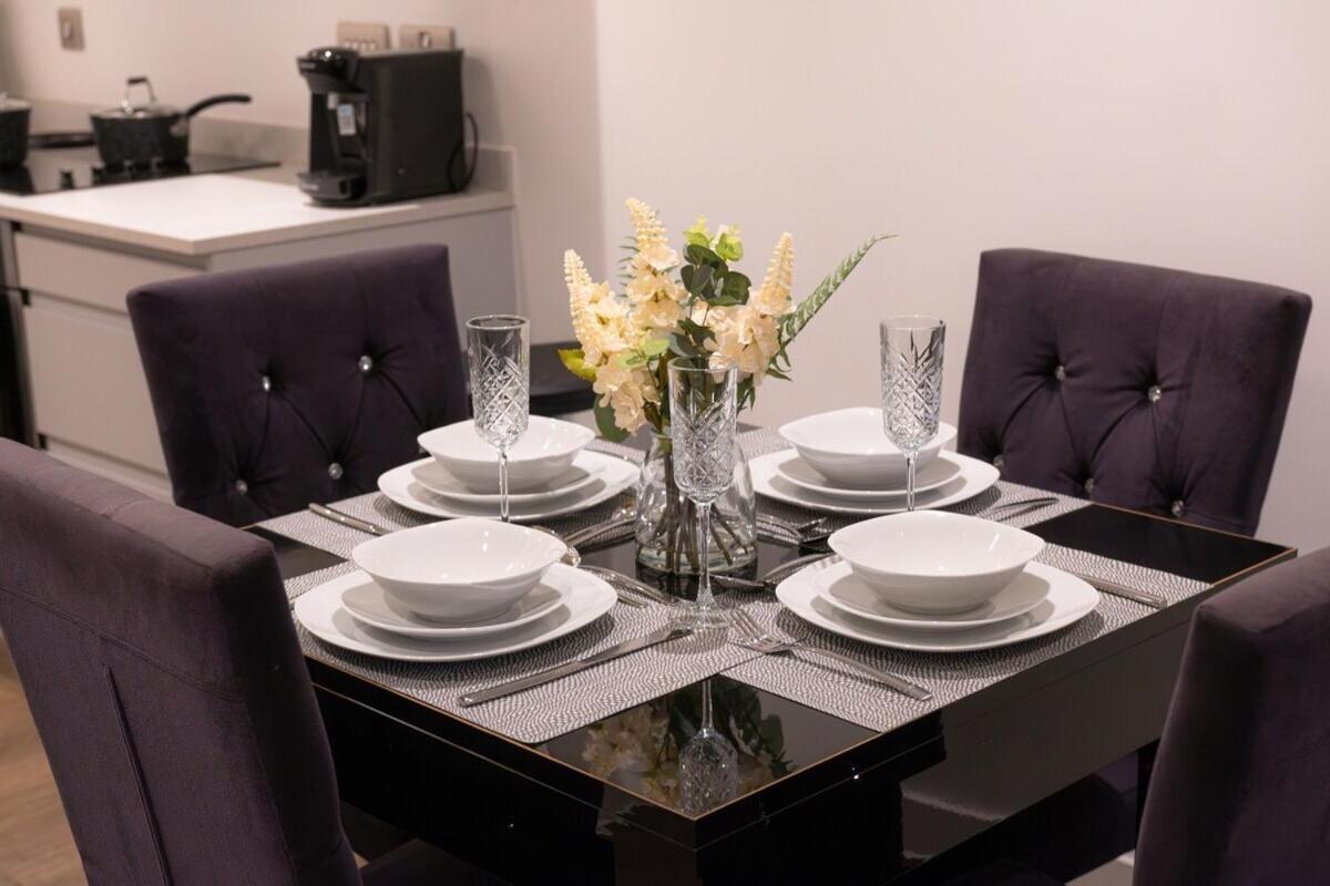 Luxury Mcr 2Bed,2Bath Apartment- Central Location! Manchester Bagian luar foto
